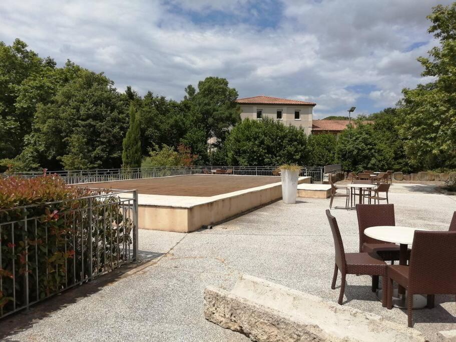 Le Soleil D Eugenie Appartement Dans Residence Avec Piscine Commune Pres De Carcassonne Olonzac Εξωτερικό φωτογραφία