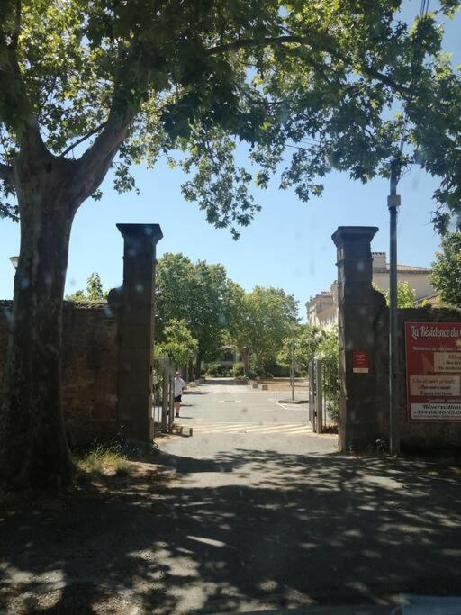 Le Soleil D Eugenie Appartement Dans Residence Avec Piscine Commune Pres De Carcassonne Olonzac Εξωτερικό φωτογραφία