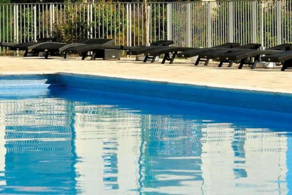 Le Soleil D Eugenie Appartement Dans Residence Avec Piscine Commune Pres De Carcassonne Olonzac Εξωτερικό φωτογραφία