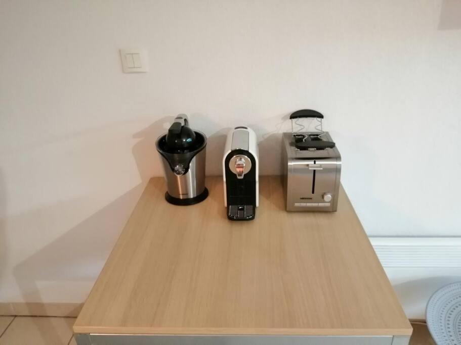 Le Soleil D Eugenie Appartement Dans Residence Avec Piscine Commune Pres De Carcassonne Olonzac Εξωτερικό φωτογραφία