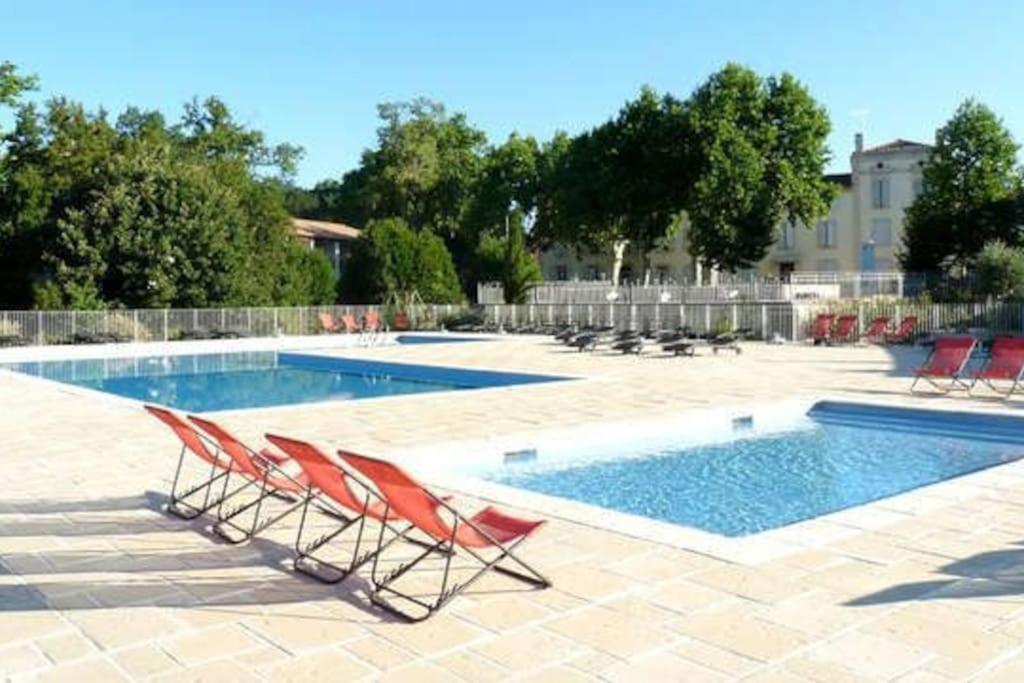 Le Soleil D Eugenie Appartement Dans Residence Avec Piscine Commune Pres De Carcassonne Olonzac Εξωτερικό φωτογραφία