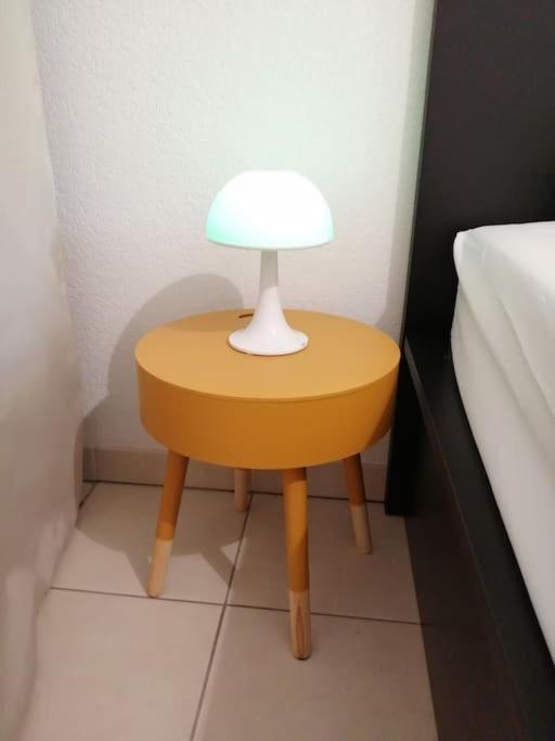 Le Soleil D Eugenie Appartement Dans Residence Avec Piscine Commune Pres De Carcassonne Olonzac Εξωτερικό φωτογραφία