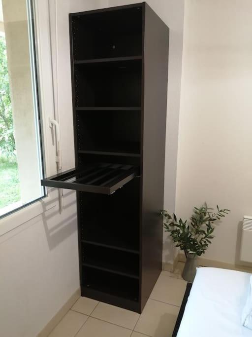 Le Soleil D Eugenie Appartement Dans Residence Avec Piscine Commune Pres De Carcassonne Olonzac Εξωτερικό φωτογραφία